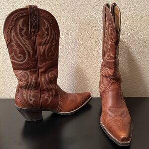 Ariat Boots Size 8
